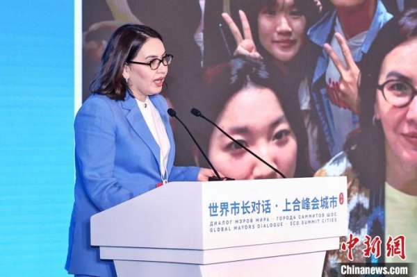 金鑫优配 乌兹别克斯坦姑娘“吉莉”&#32;以教育为桨载上合之舟架起中乌友谊